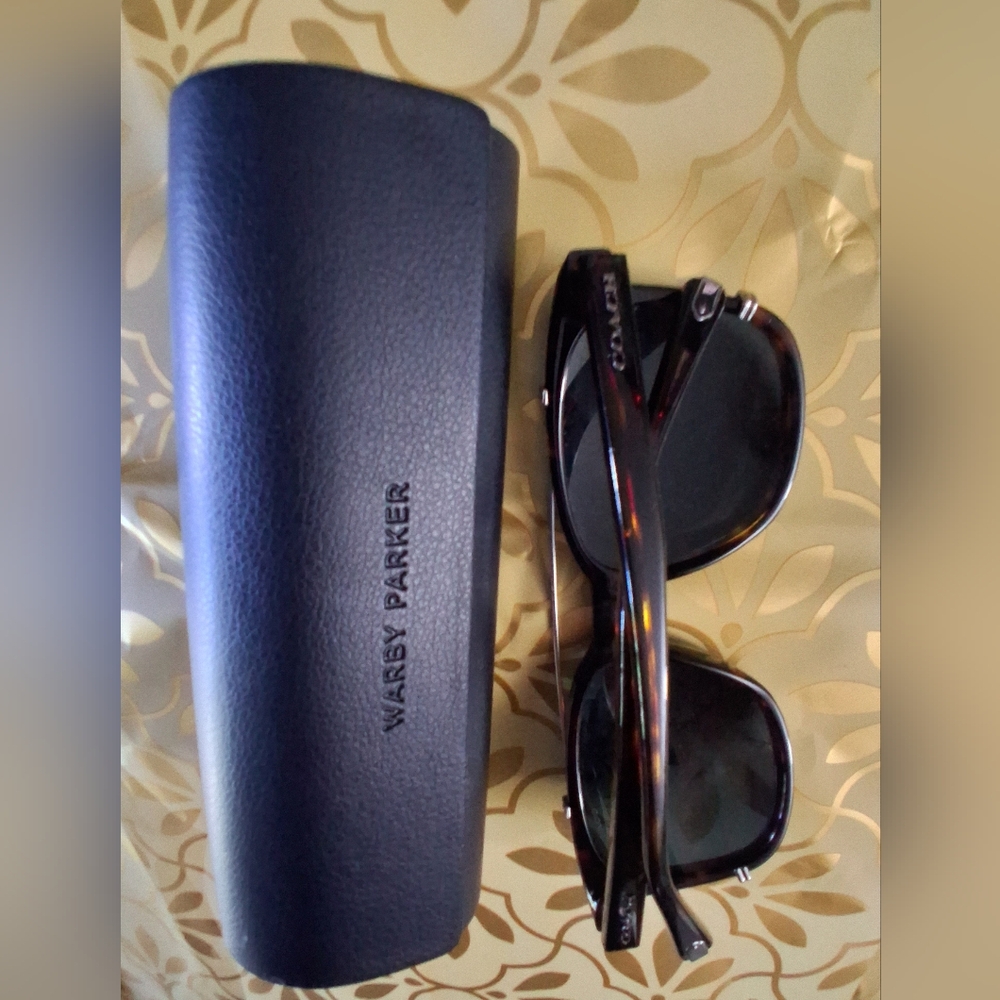 🔥Coach DARK TORTOISE Black Square Frame Sunglasses Blue Shades & FREE GIFT - Picture 8 of 13